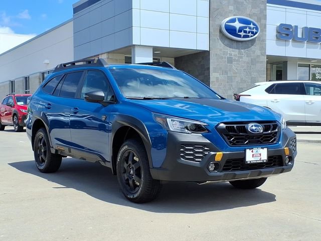 Certified 2025 Subaru Outback Wilderness AWD/4WD image 3