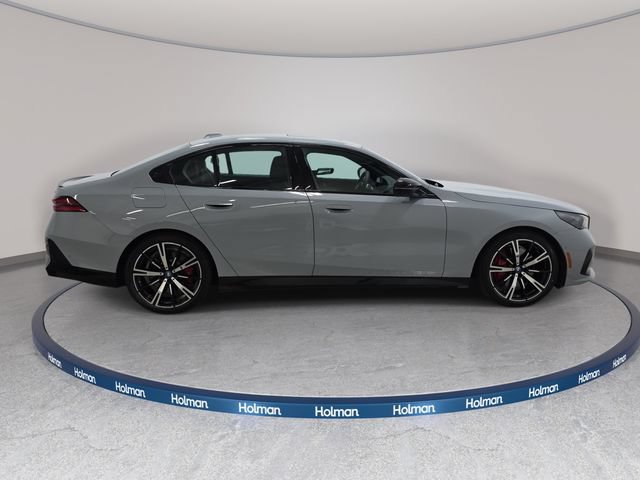 Used 2024 BMW i5 M60 w/ Premium Package AWD/4WD image 4