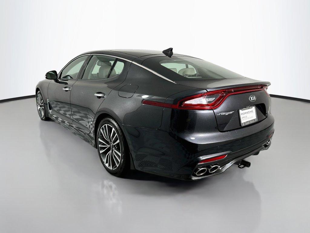 Used 2019 Kia Stinger Premium RWD image 3
