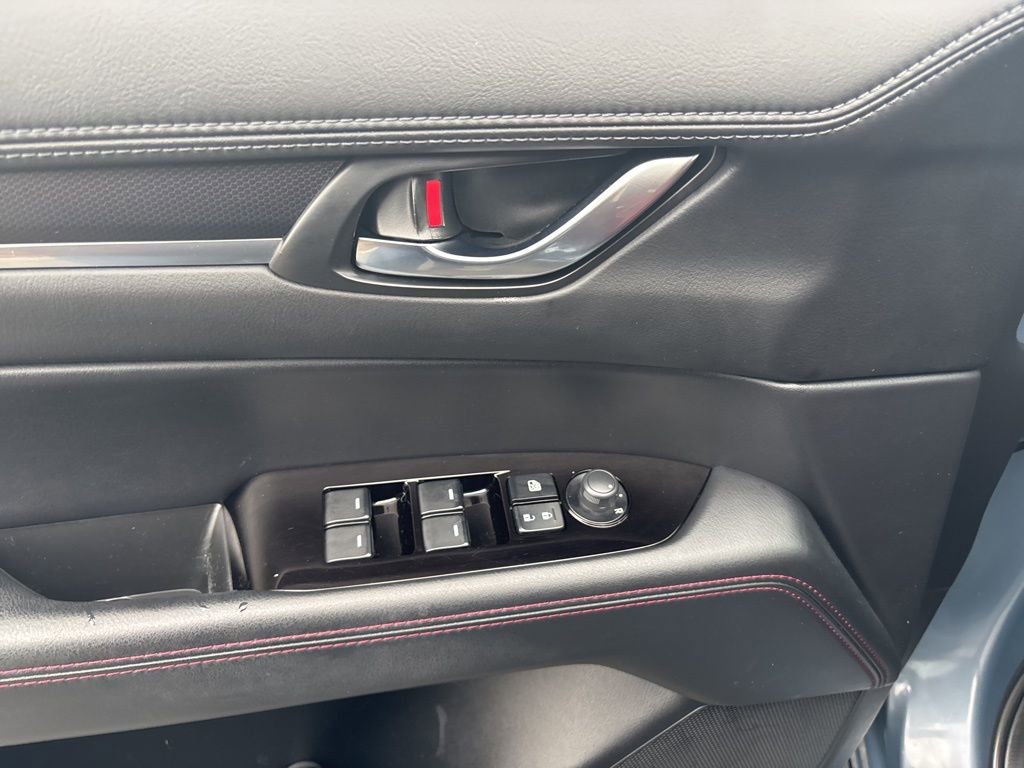 Used 2023 MAZDA CX-5 Carbon Edition image 10