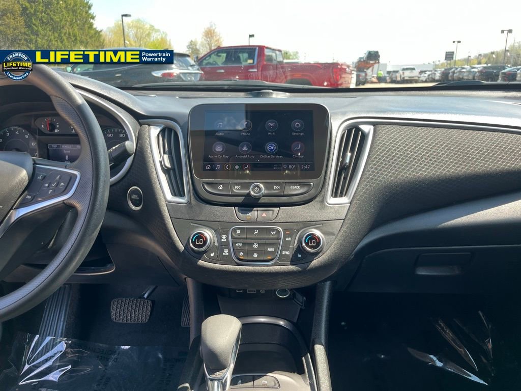 Used 2025 Chevrolet Malibu LT FWD image 24