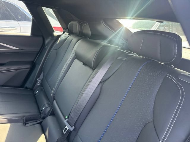 Used 2025 Cadillac Lyriq Sport w/ LPO, Floor Liner Package AWD/4WD image 15