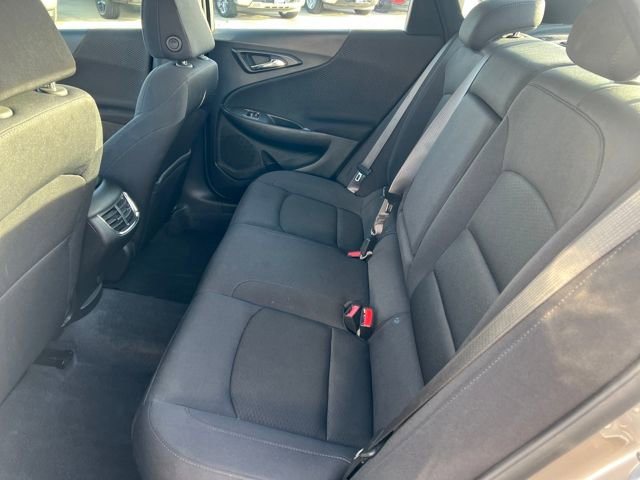 Used 2025 Chevrolet Malibu LT image 14