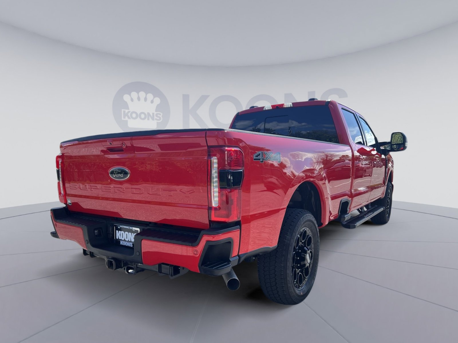 Used 2025 Ford F250 Lariat w/ Black Appearance Package image 7