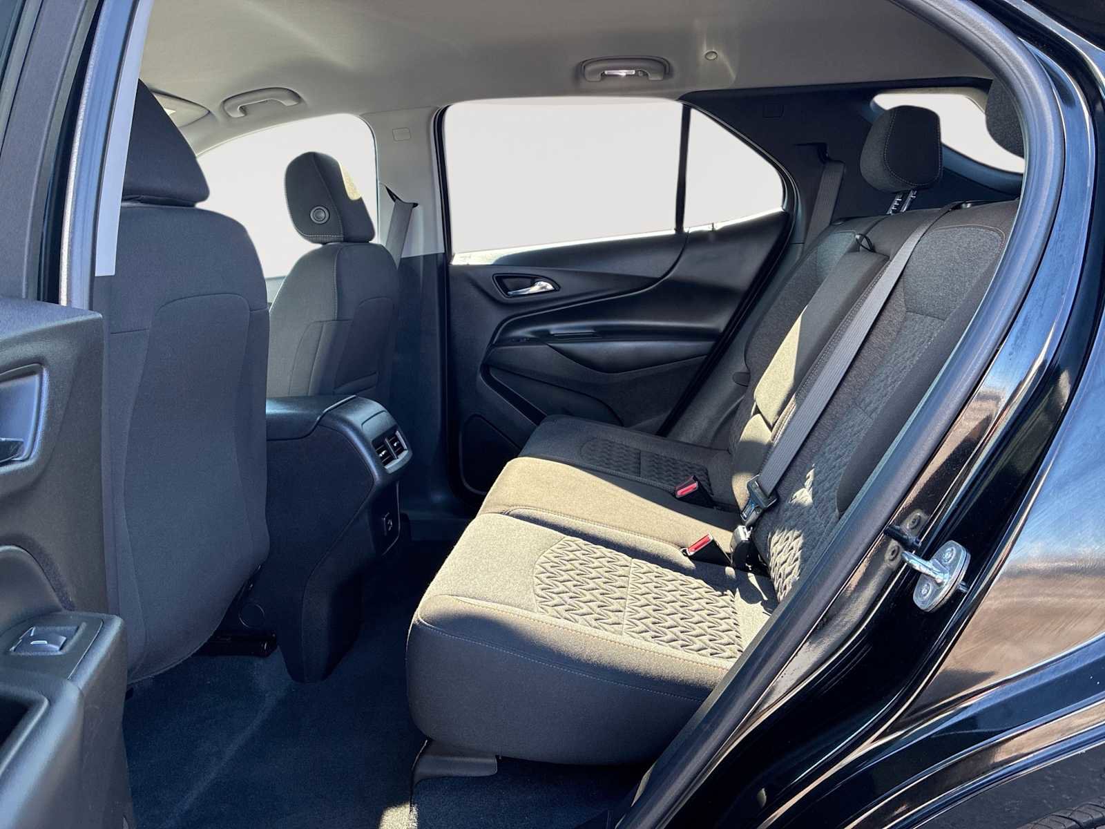 Used 2024 Chevrolet Equinox LT image 24