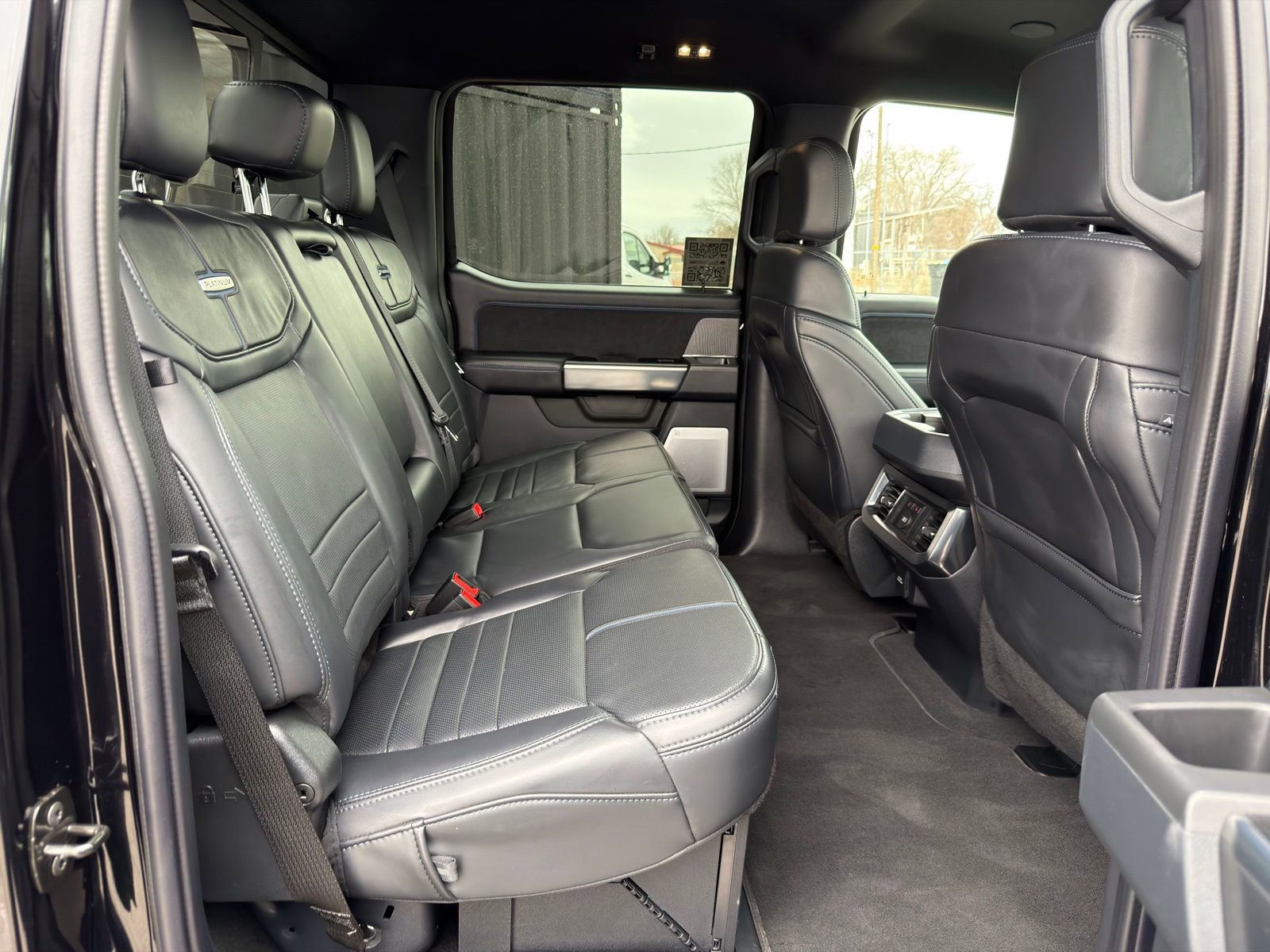 Used 2025 Ford F350 Platinum image 36