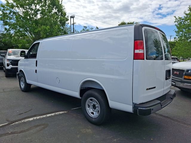 New 2026 Chevrolet Express 3500 Extended w/ Driver Convenience Package RWD image 5
