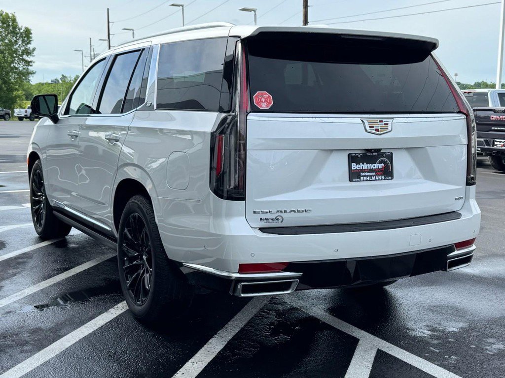 Used 2022 Cadillac Escalade Premium Luxury Platinum AWD/4WD image 8