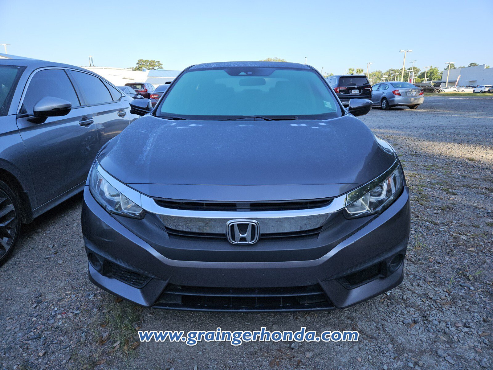 Used 2017 Honda Civic EX image 3
