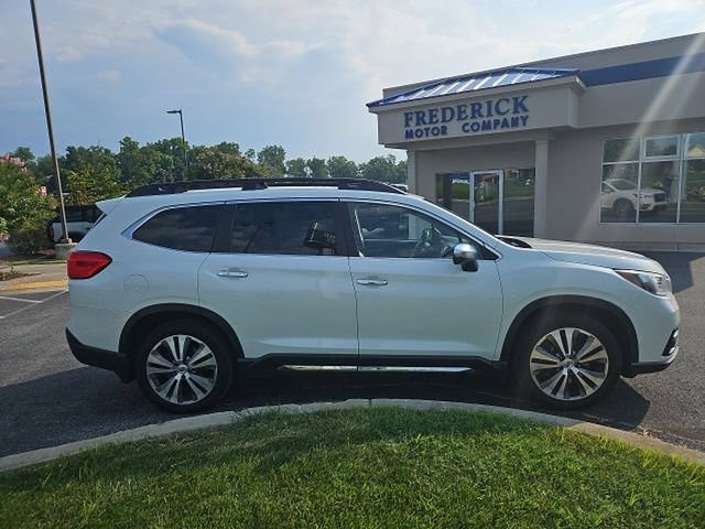 Used 2019 Subaru Ascent Touring w/ Popular Package #3 AWD/4WD image 3
