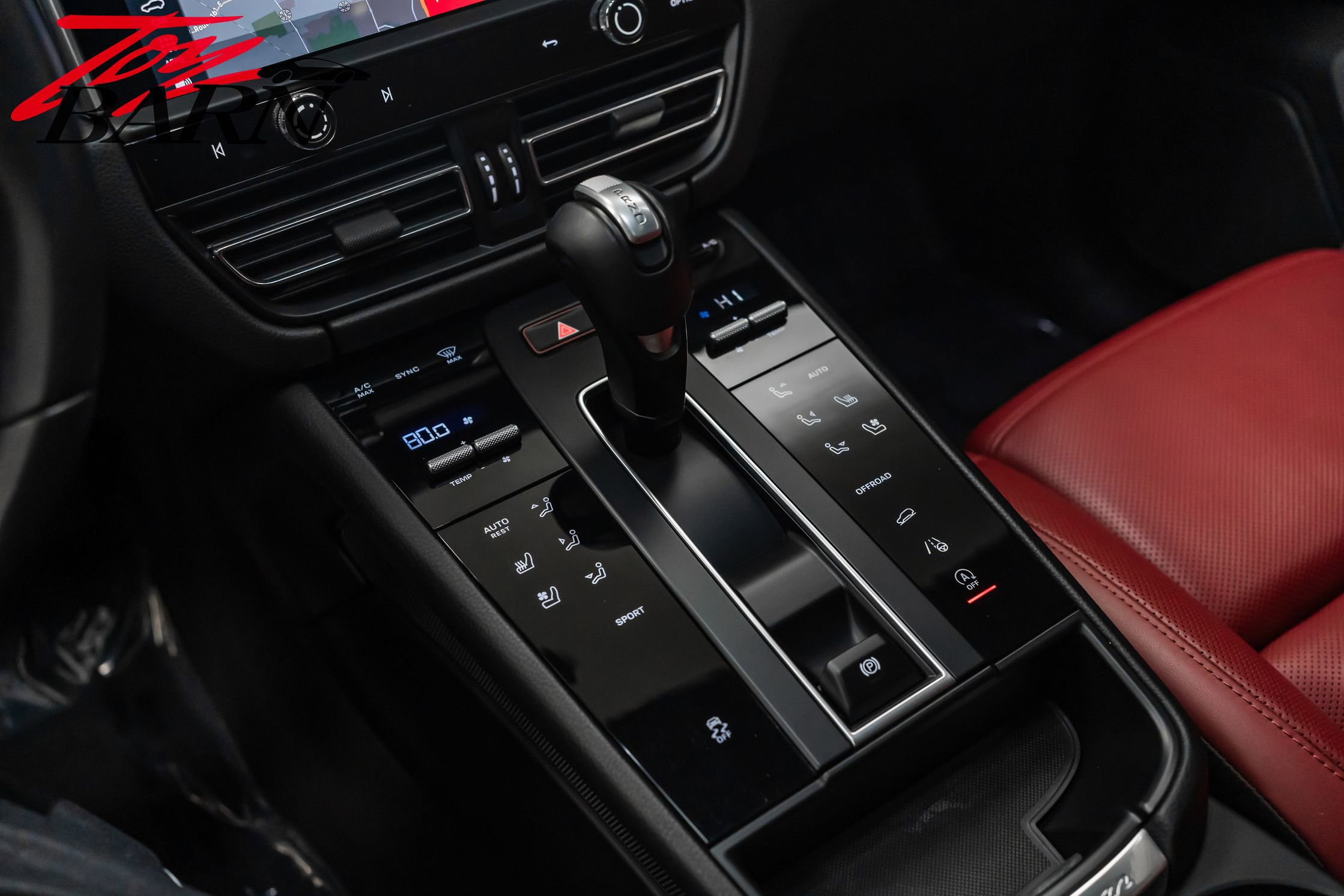 Used 2023 Porsche Macan image 36