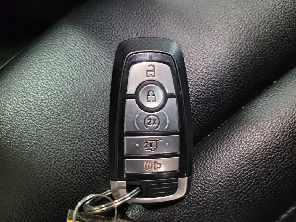 Used 2021 Ford Edge SEL w/ Convenience Package AWD/4WD image 32