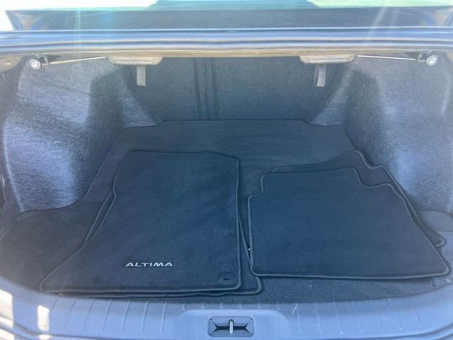 Used 2024 Nissan Altima 2.5 S image 32