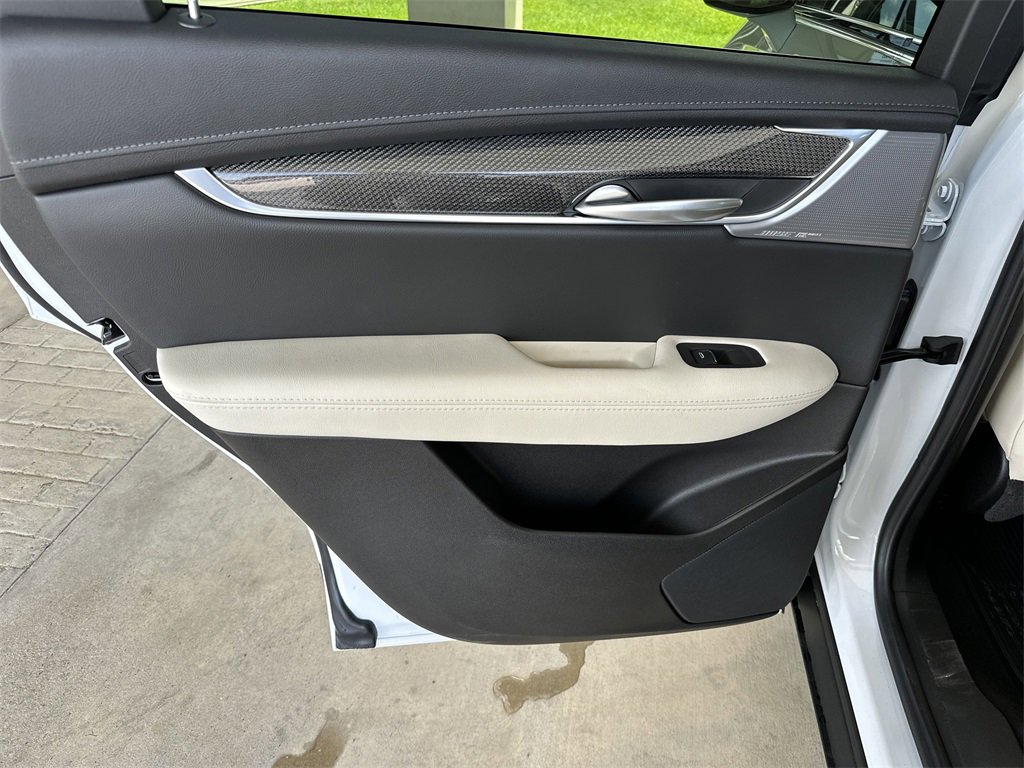 New 2025 Cadillac XT5 Sportv w/ Technology Package image 28