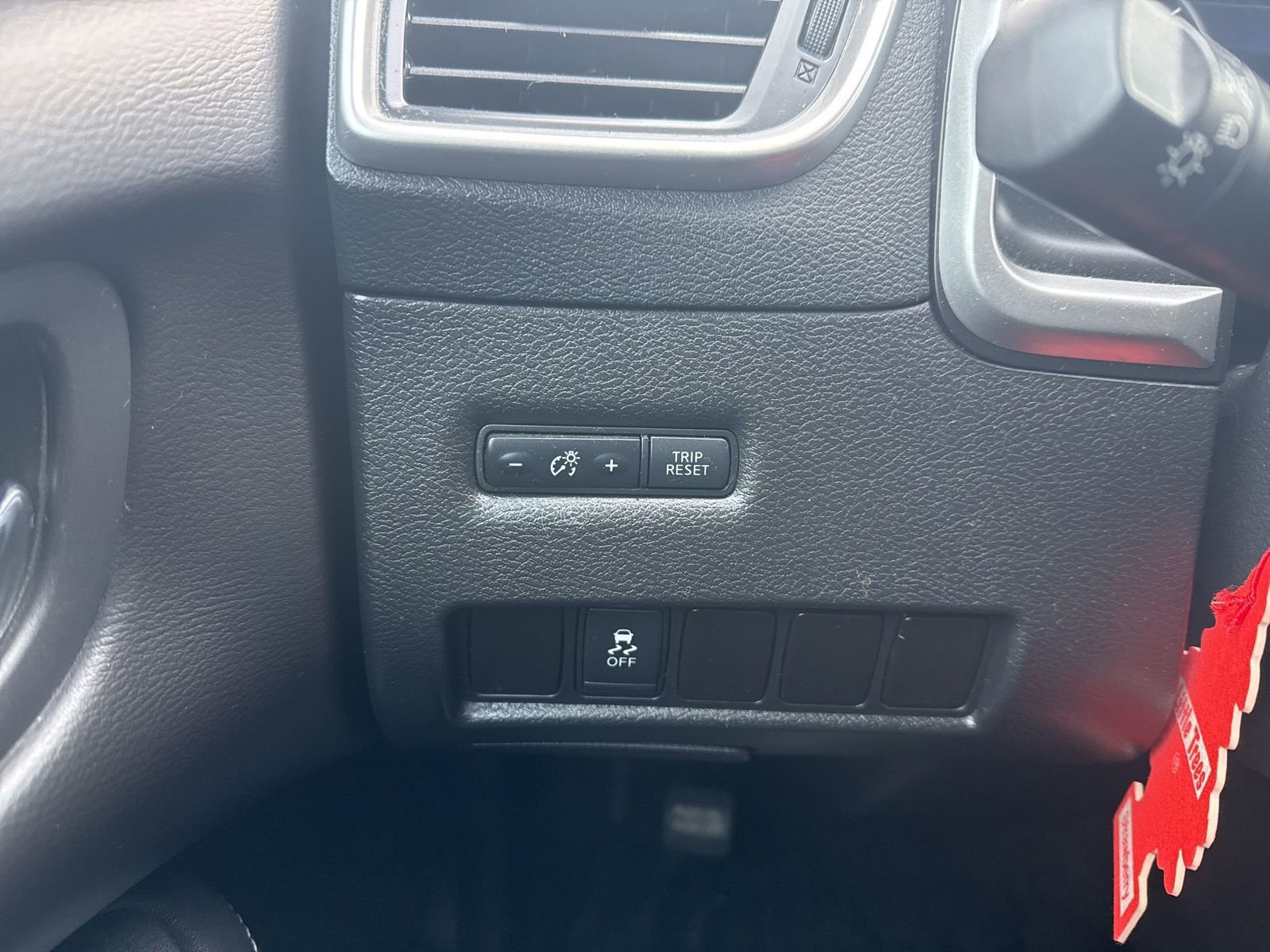 Used 2016 Nissan Murano S image 25