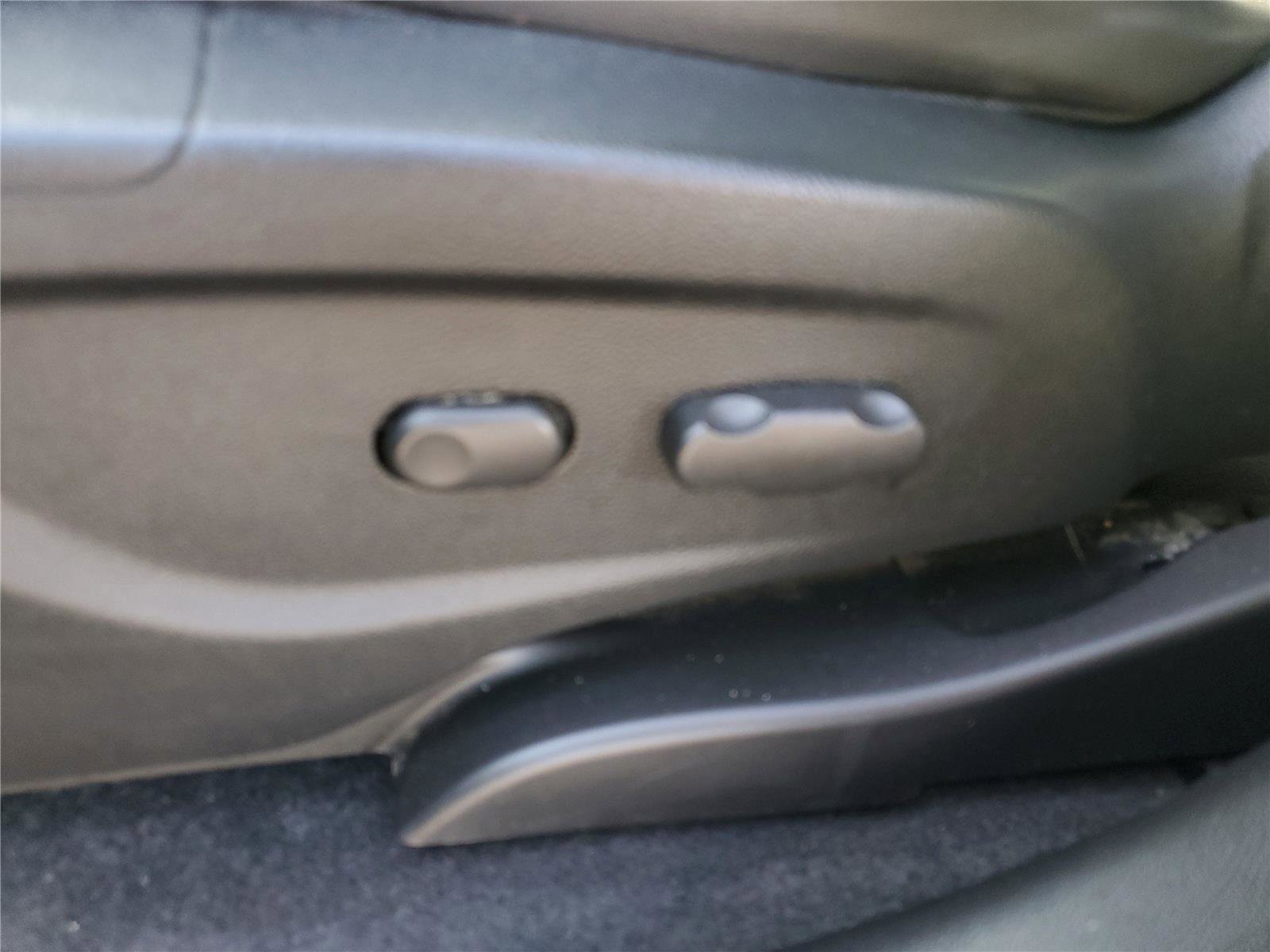 Used 2016 Buick Encore Convenience image 17