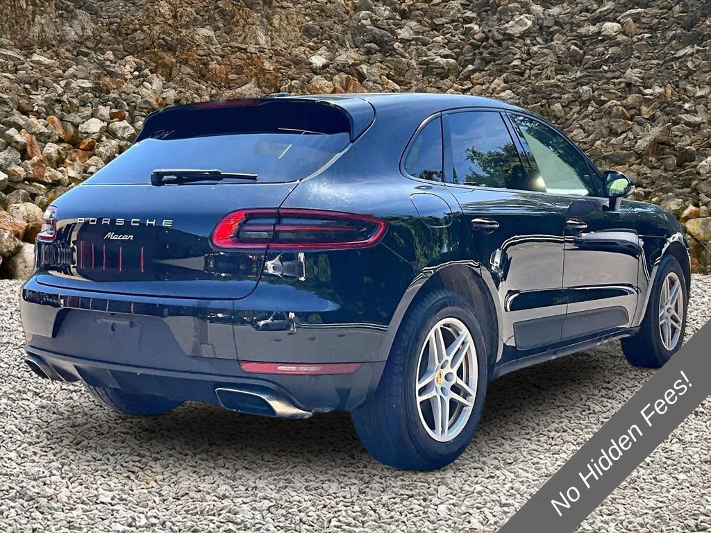 Used 2018 Porsche Macan AWD/4WD image 2