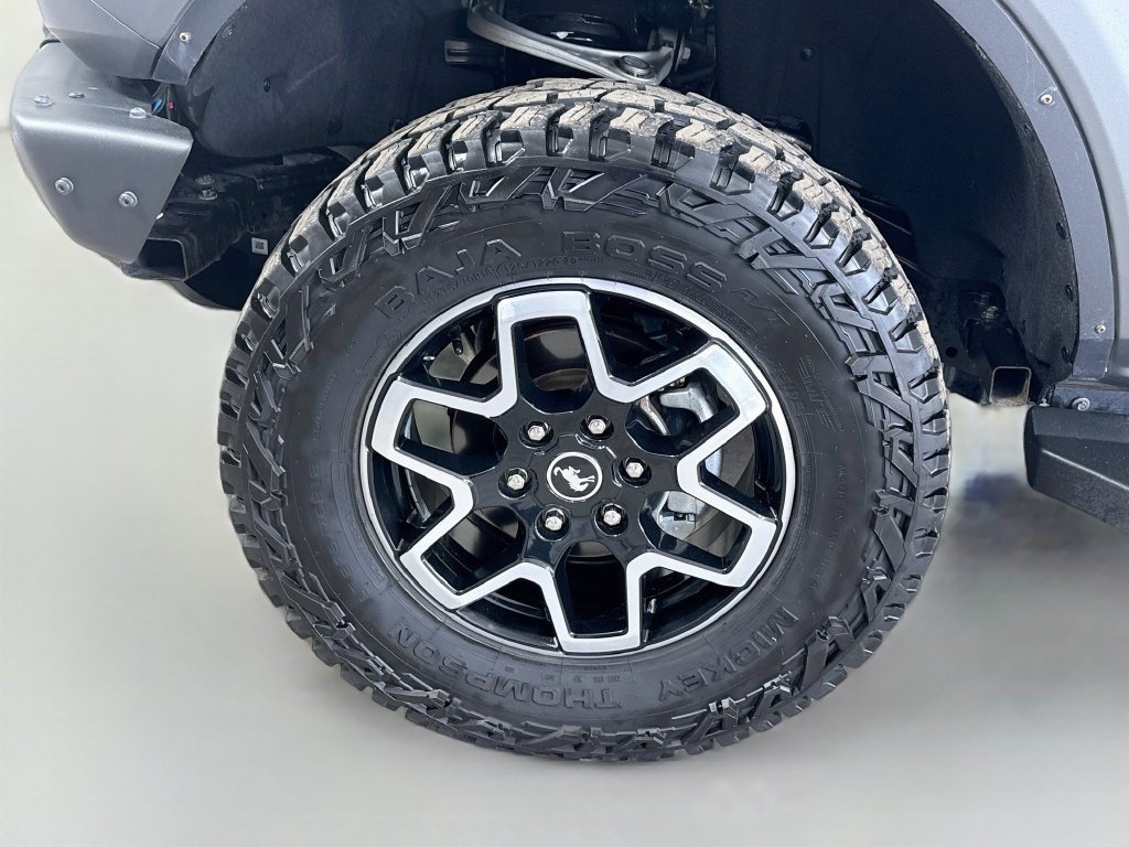 Used 2021 Ford Bronco Outer Banks AWD/4WD image 37