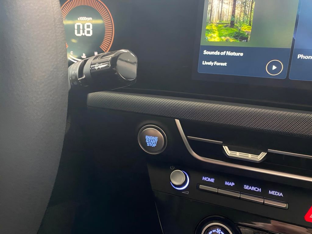 Used 2025 Hyundai Sonata SE image 20