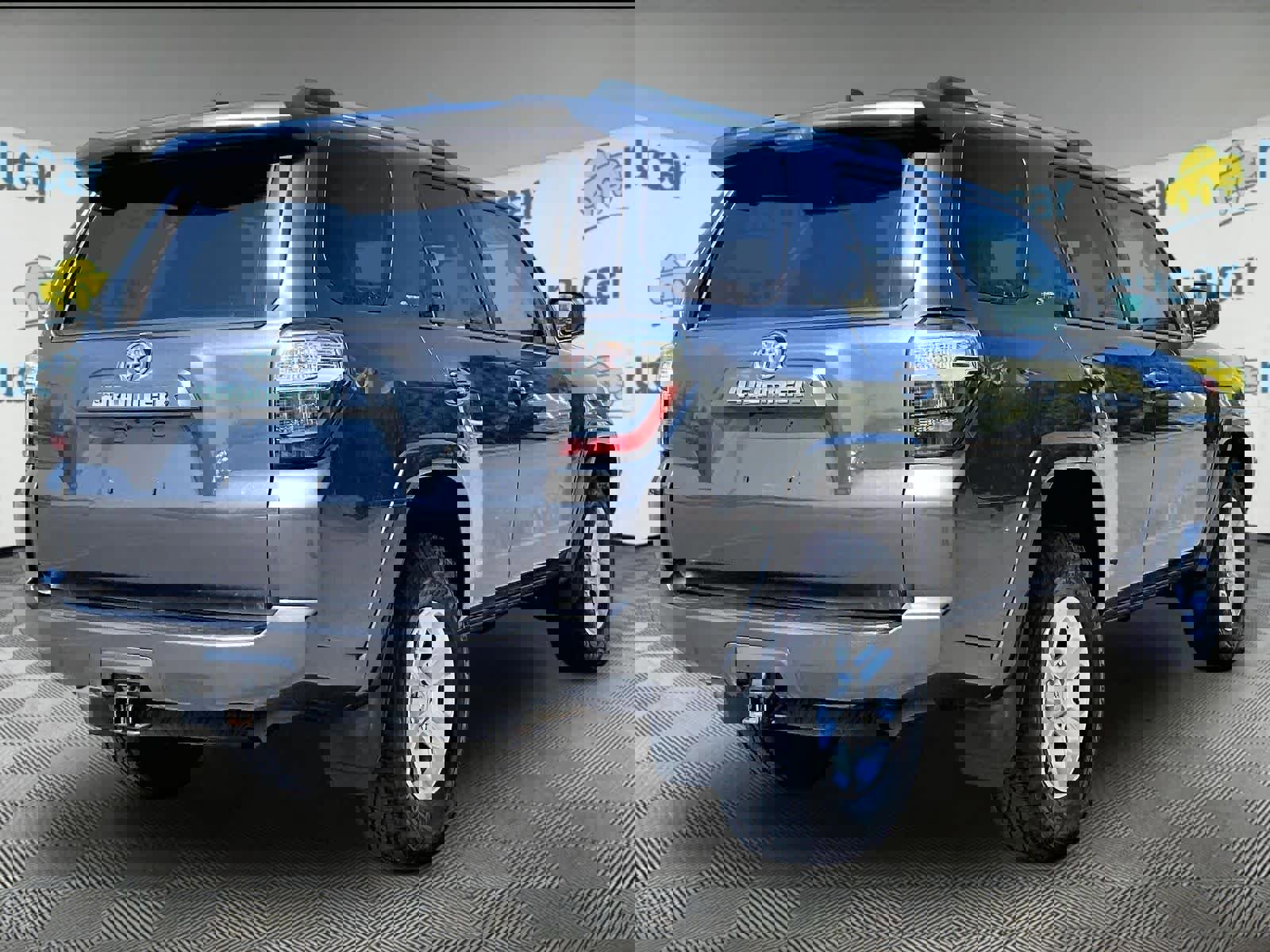 Used 2022 Toyota 4Runner SR5 image 6