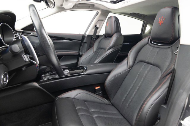 Used 2017 Maserati Quattroporte S GranSport Q4 image 8