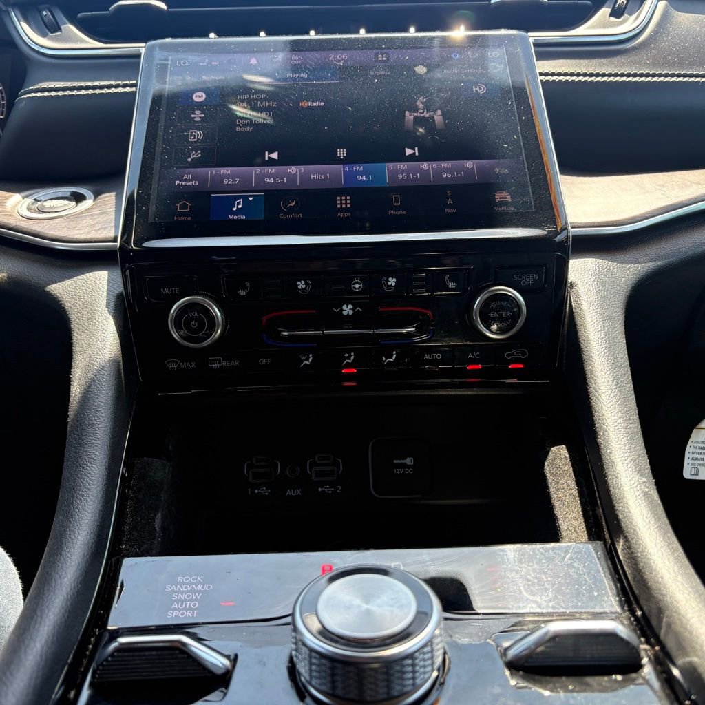 Used 2022 Jeep Grand Cherokee L Overland w/ Luxury Tech Group IV image 26