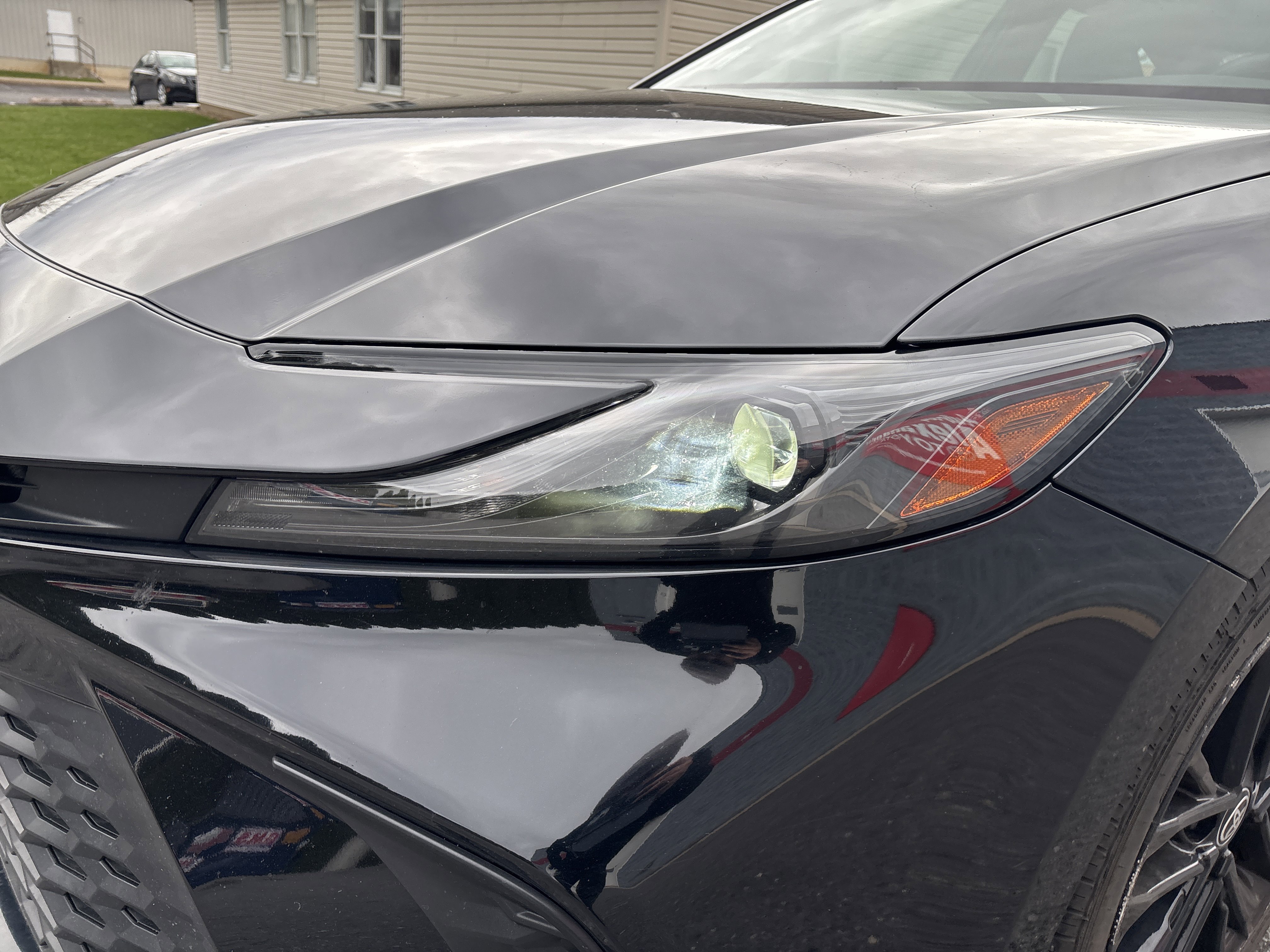 Used 2025 Toyota Camry SE FWD image 10