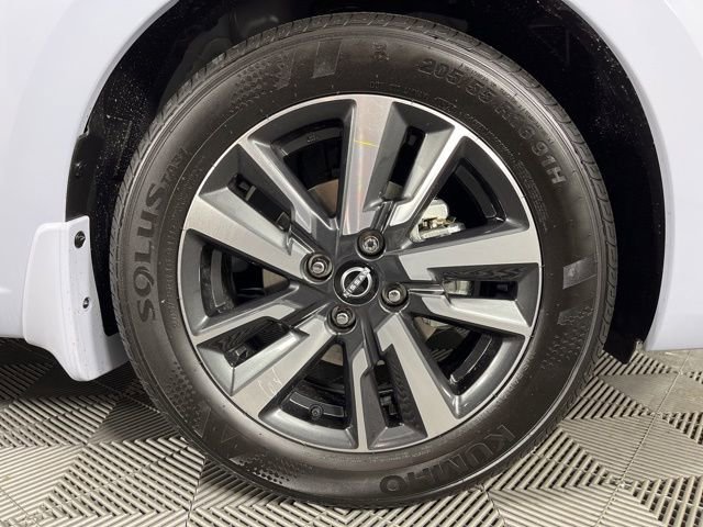 New 2025 Nissan Versa SV w/ Trunk Package image 14