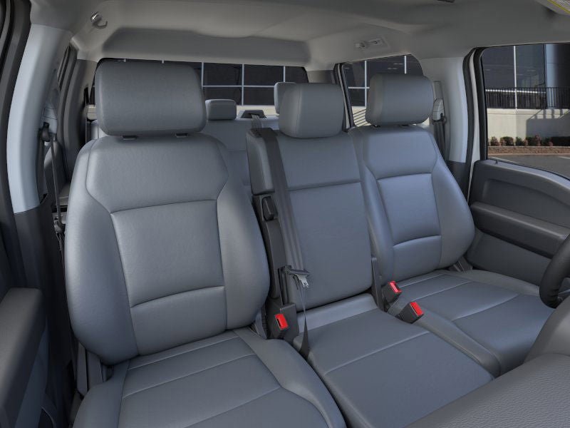 New 2025 Ford F250 XL w/ FX4 Off-Road Package image 32