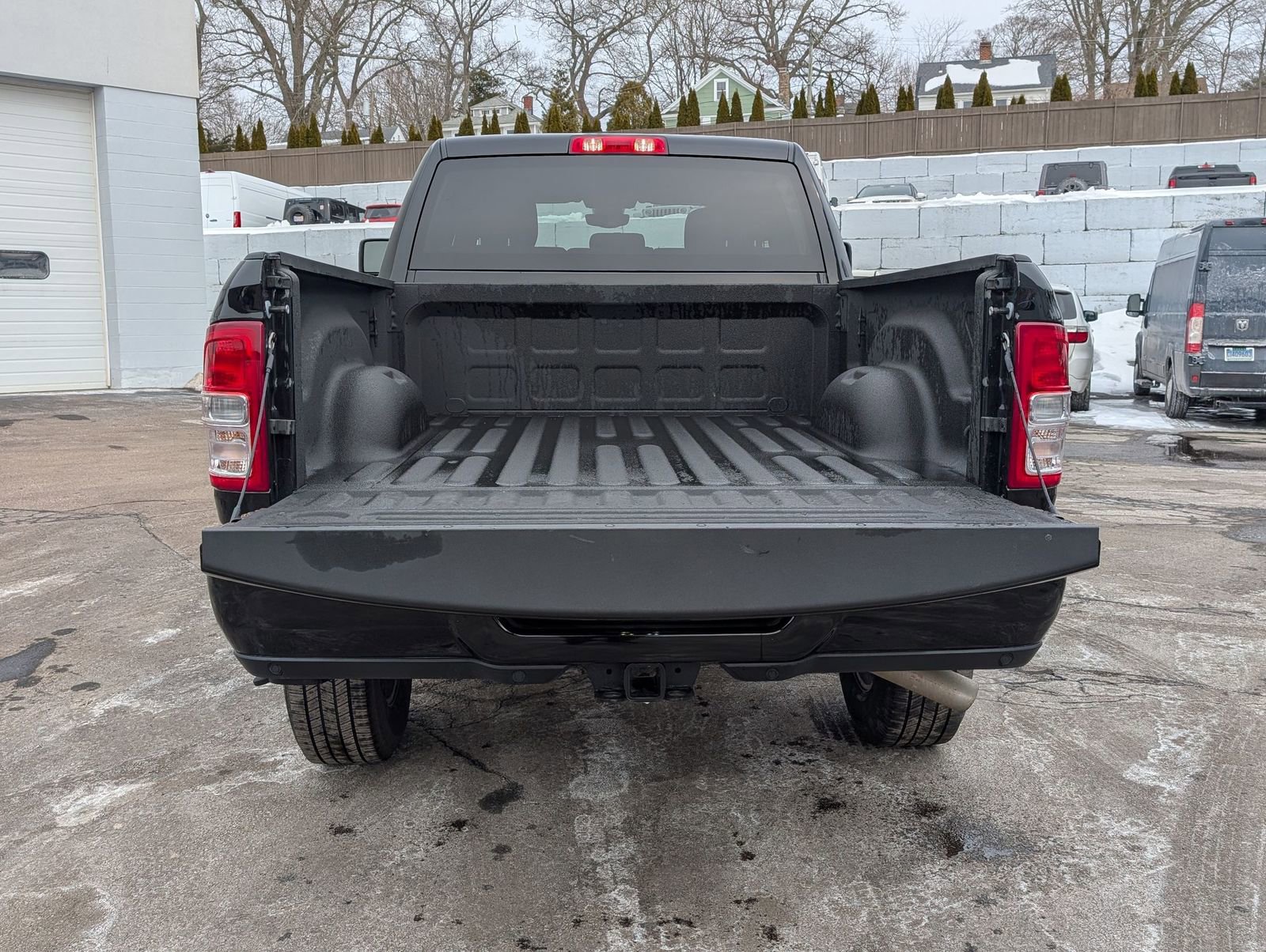 Used 2024 RAM 2500 Big Horn w/ Sport Appearance Package image 21