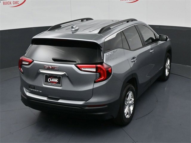 Used 2024 GMC Terrain SLE w/ Driver Convenience Package image 21