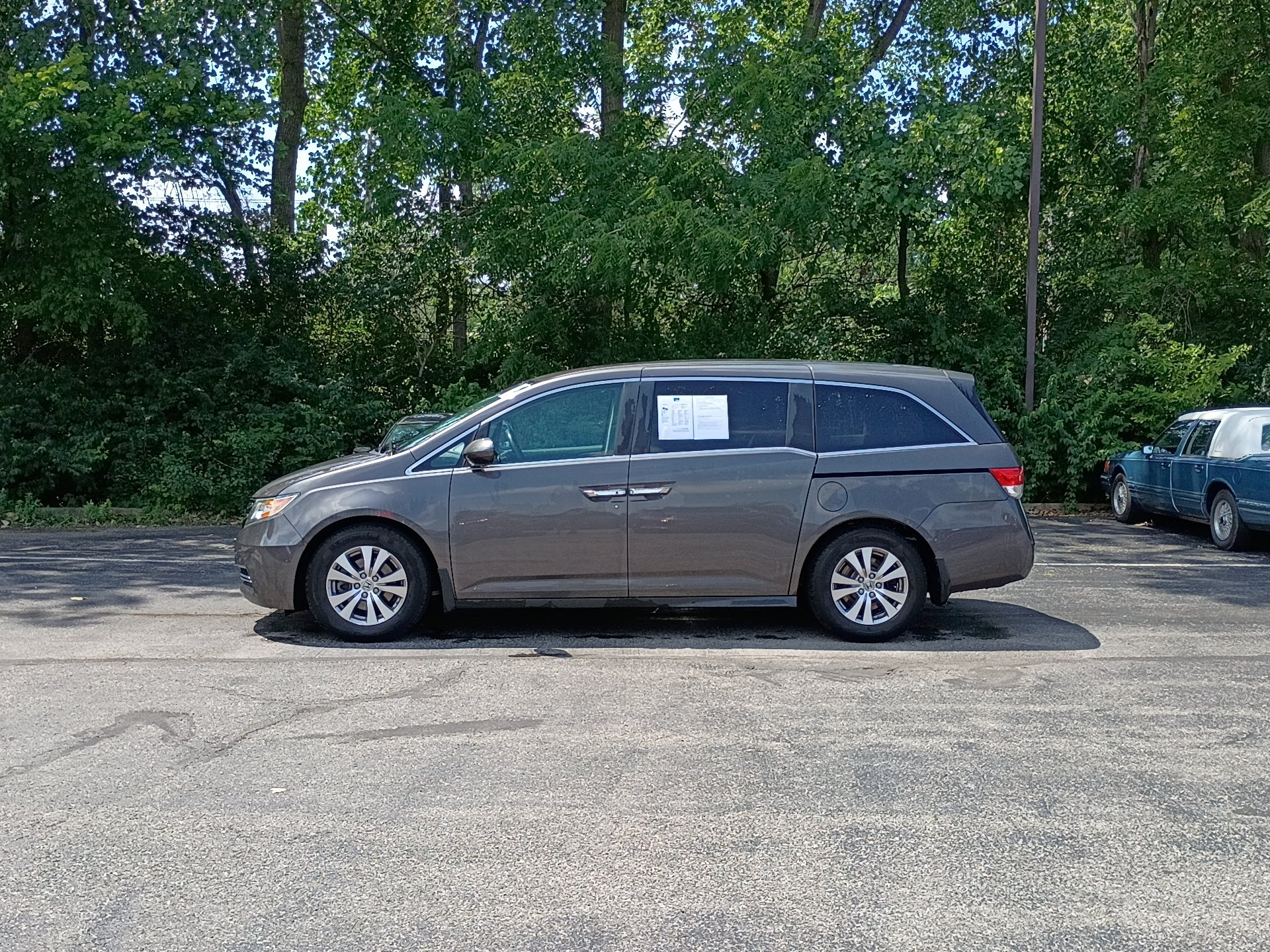 Used 2014 Honda Odyssey EX image 6