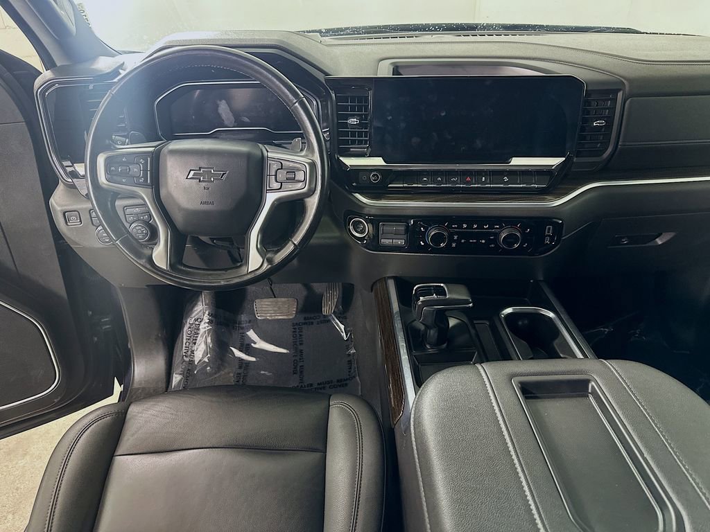 Used 2022 Chevrolet Silverado 1500 RST w/ Convenience Package II image 17