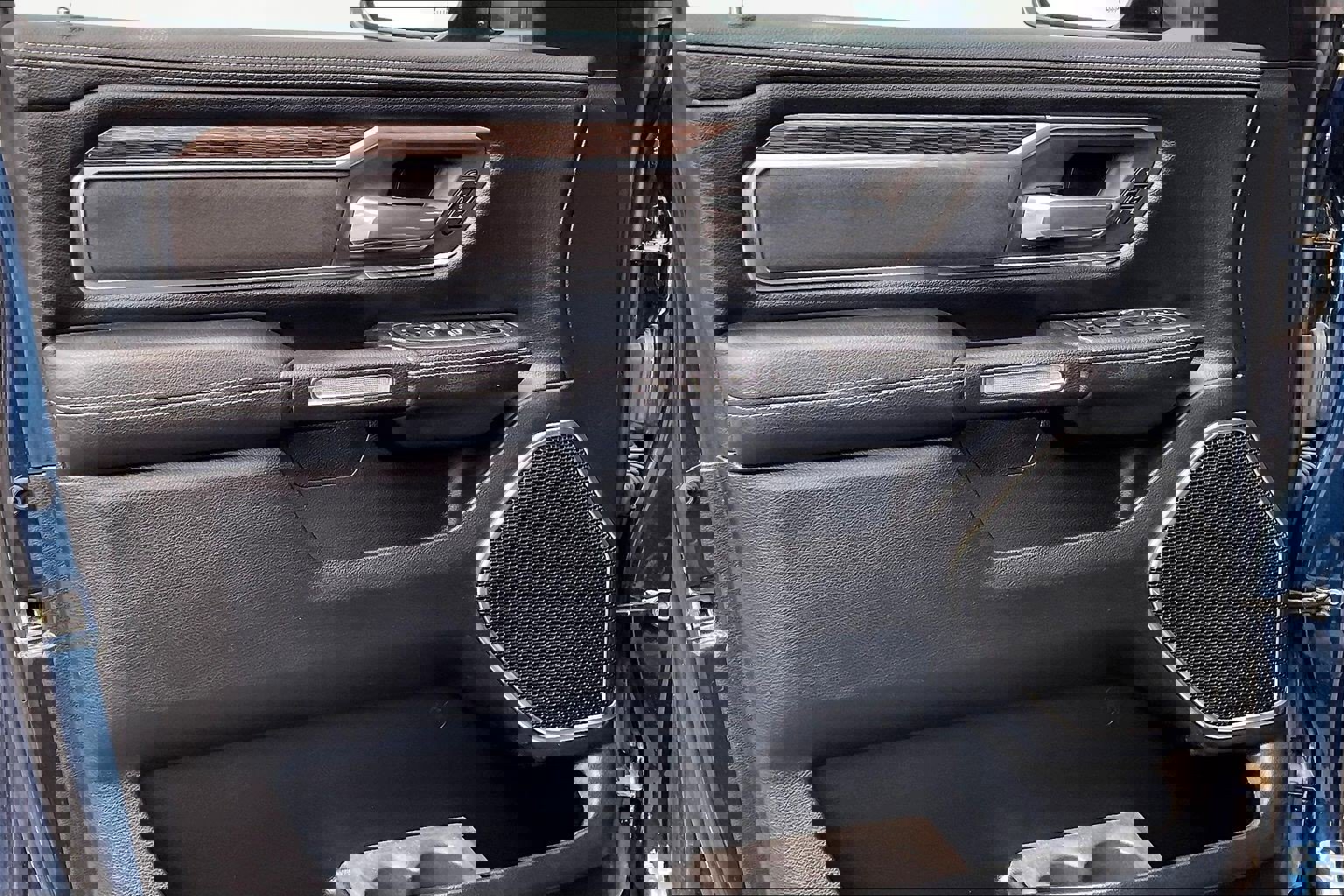 Used 2020 RAM 1500 Laramie image 21