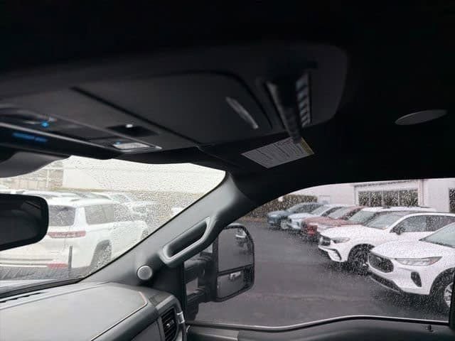 Used 2024 Ford F250 Platinum w/ Tremor Off-Road Package image 26