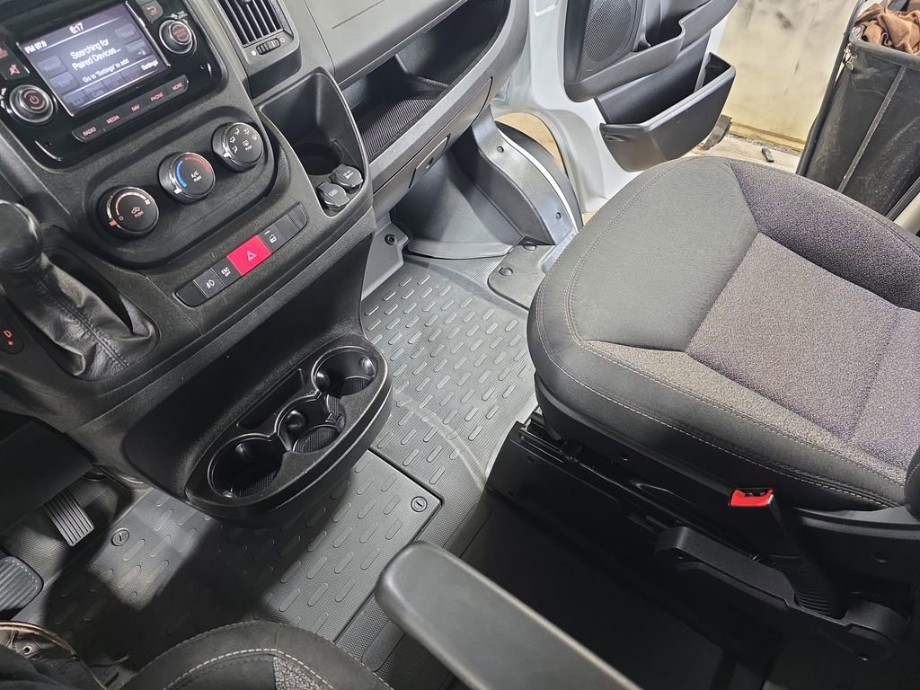Used 2020 RAM ProMaster 1500 w/ Premium Appearance Group FWD image 21
