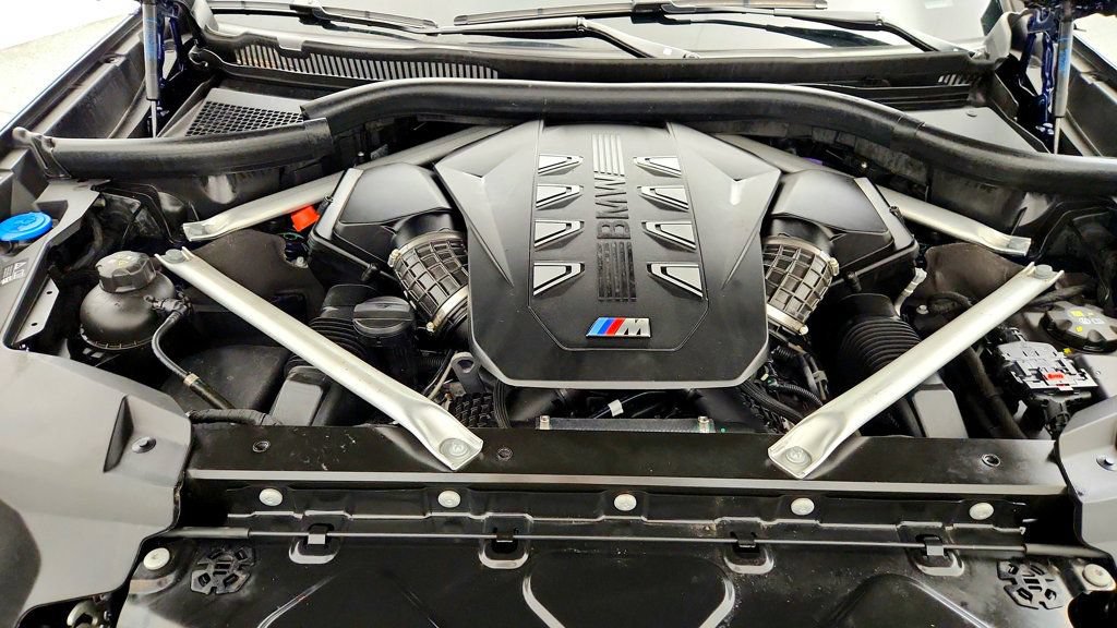 Used 2024 BMW X7 M60i w/ Executive Package AWD/4WD image 28