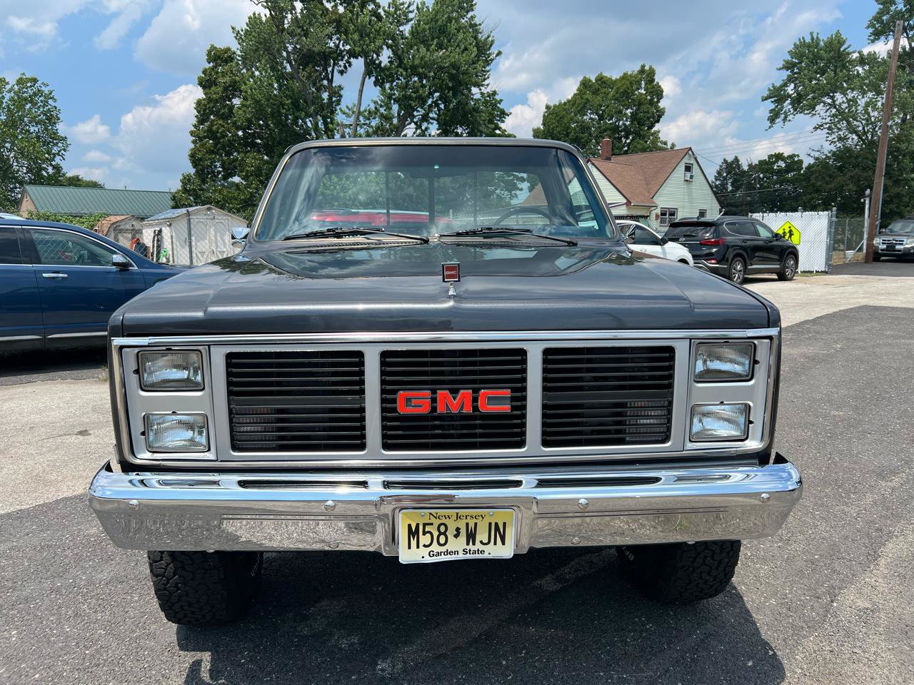 Used 1987 GMC Sierra 1500 4x4 Regular Cab image 2
