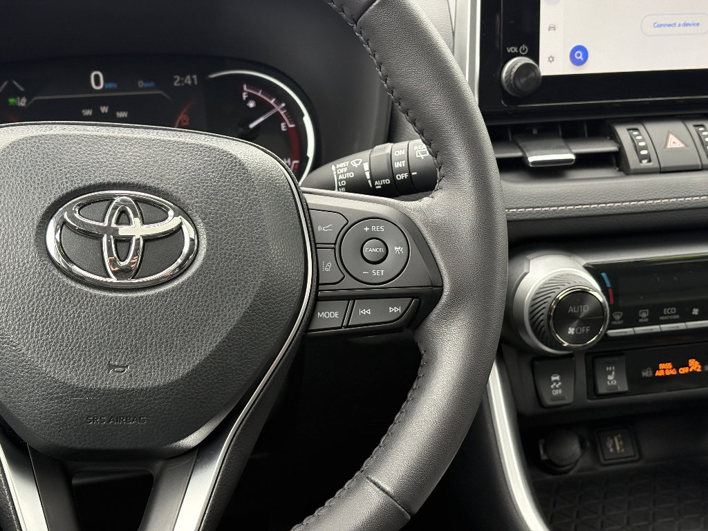 Used 2025 Toyota RAV4 XLE Premium w/ Weather Package AWD/4WD image 29