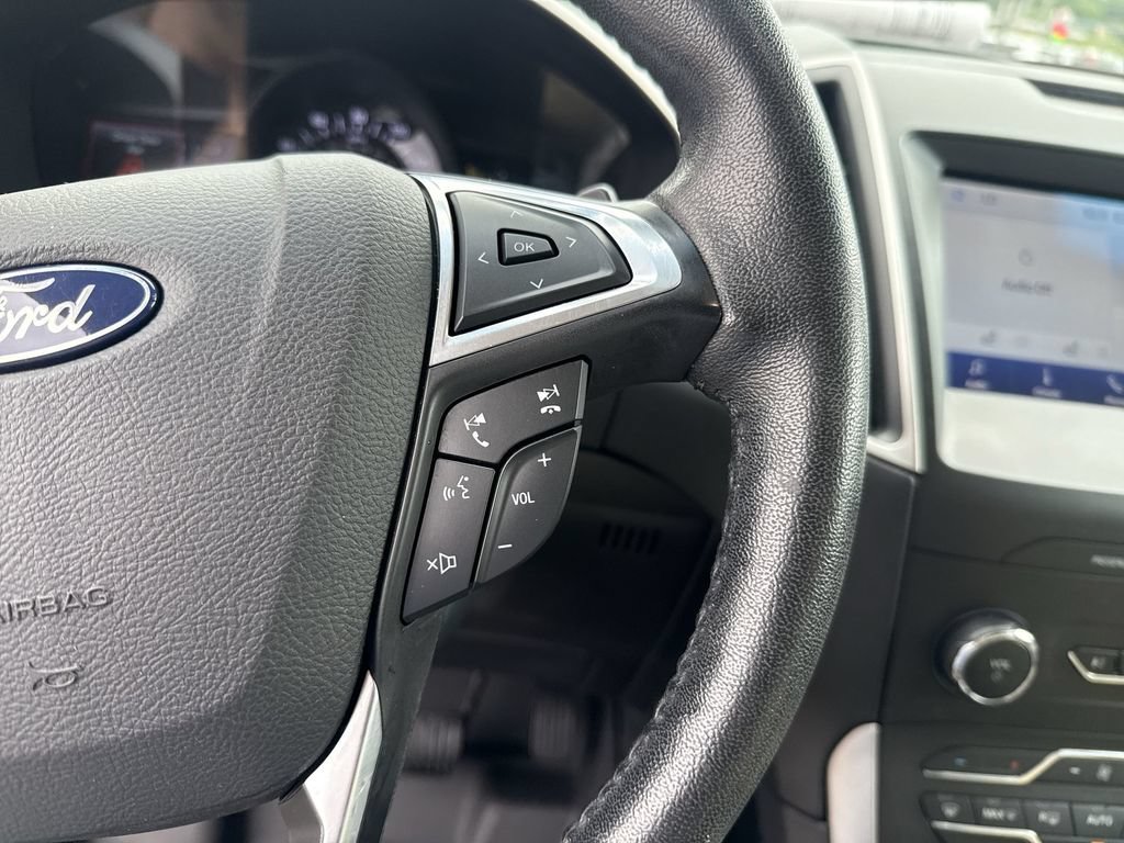 Used 2020 Ford Edge SEL w/ Convenience Package AWD/4WD image 17