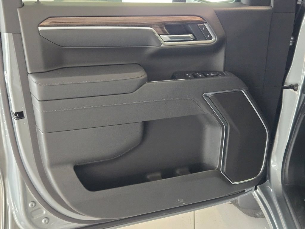 New 2026 Chevrolet Silverado 1500 LT AWD/4WD image 17