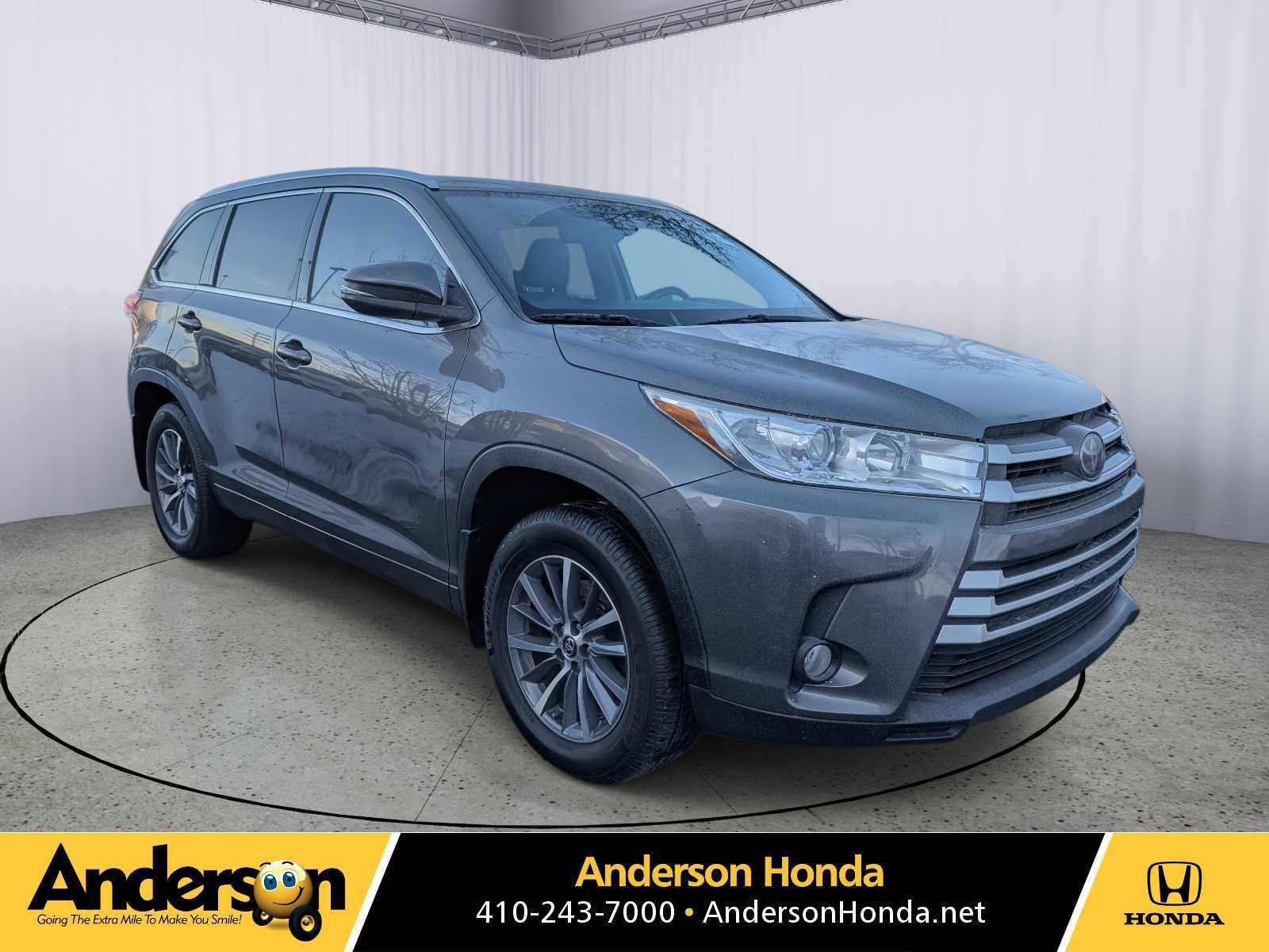 Used 2018 Toyota Highlander XLE image 1