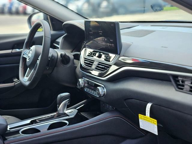 New 2025 Nissan Altima 2.5 SR w/ SR Premium Package image 10