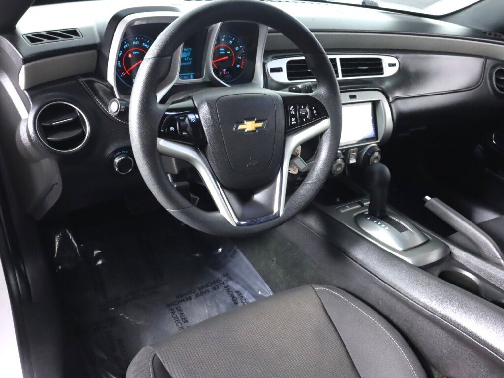 Used 2015 Chevrolet Camaro LS image 9