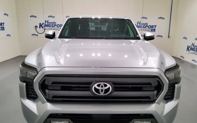 Used 2025 Toyota Tacoma SR5 image 14