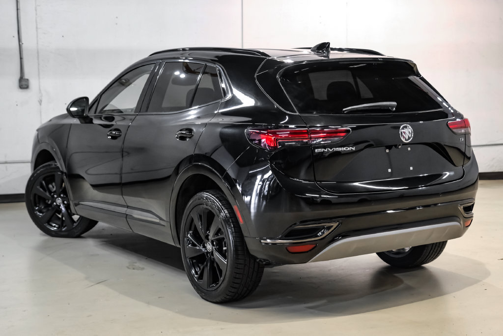 Used 2023 Buick Envision Essence w/ Sport Touring Package FWD image 10