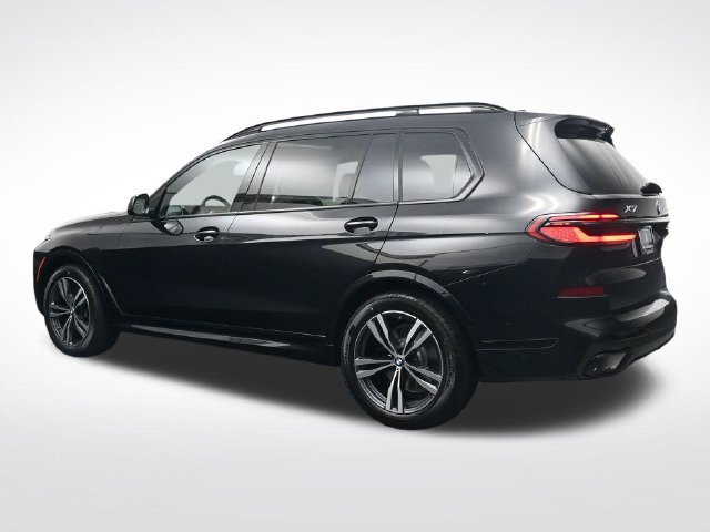 New 2027 BMW X7 xDrive40i w/ M Sport Package AWD/4WD image 7