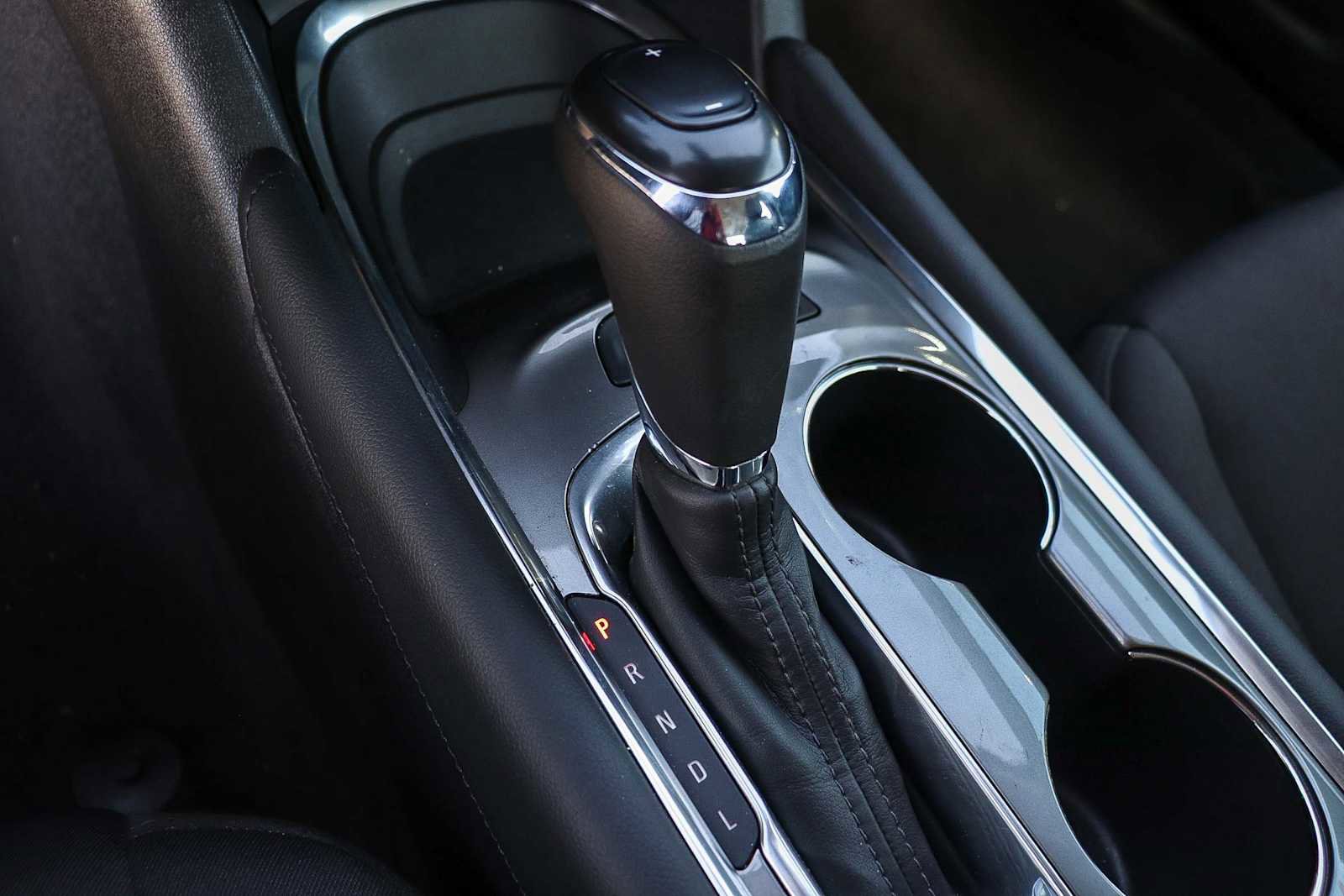 Used 2017 Chevrolet Malibu Hybrid FWD image 15