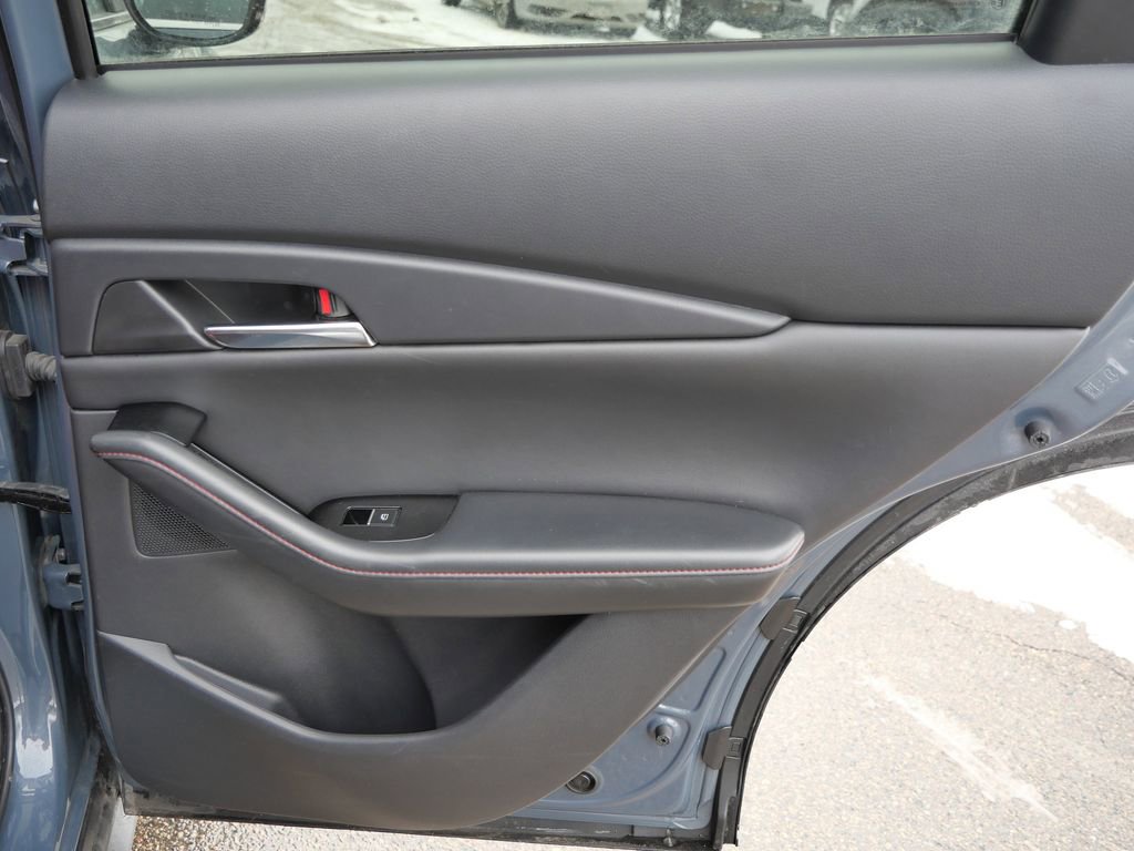 Used 2024 MAZDA CX-30 AWD 2.5 S w/ Preferred Package image 17