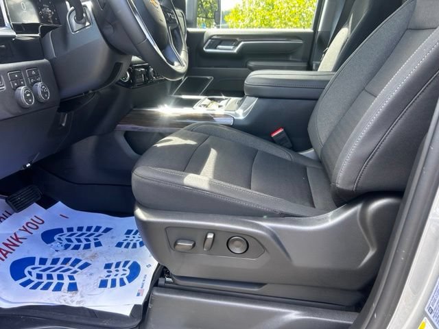 New 2026 Chevrolet Silverado 3500 LT AWD/4WD image 13